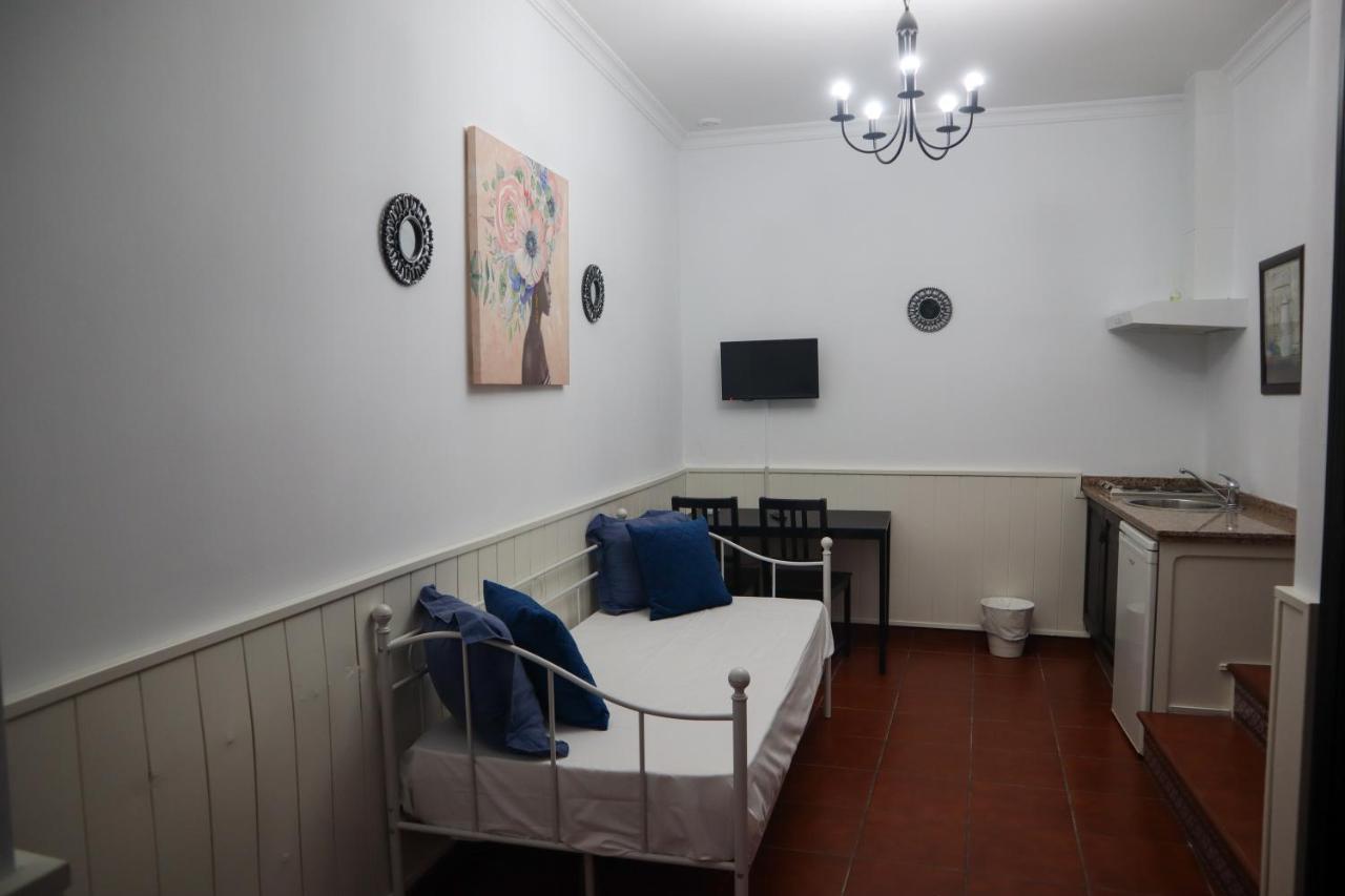 Apartamentos Turisticos Casa Cantillo Καρμόνα Εξωτερικό φωτογραφία